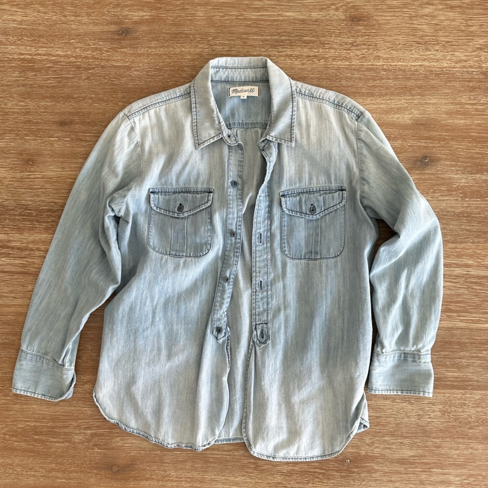 Madewell Button-Down Chambray Shirt